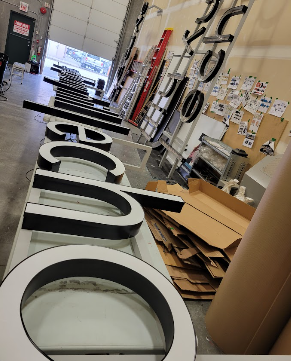 Channel letter sign for Construction and Mounting by Miami Signs