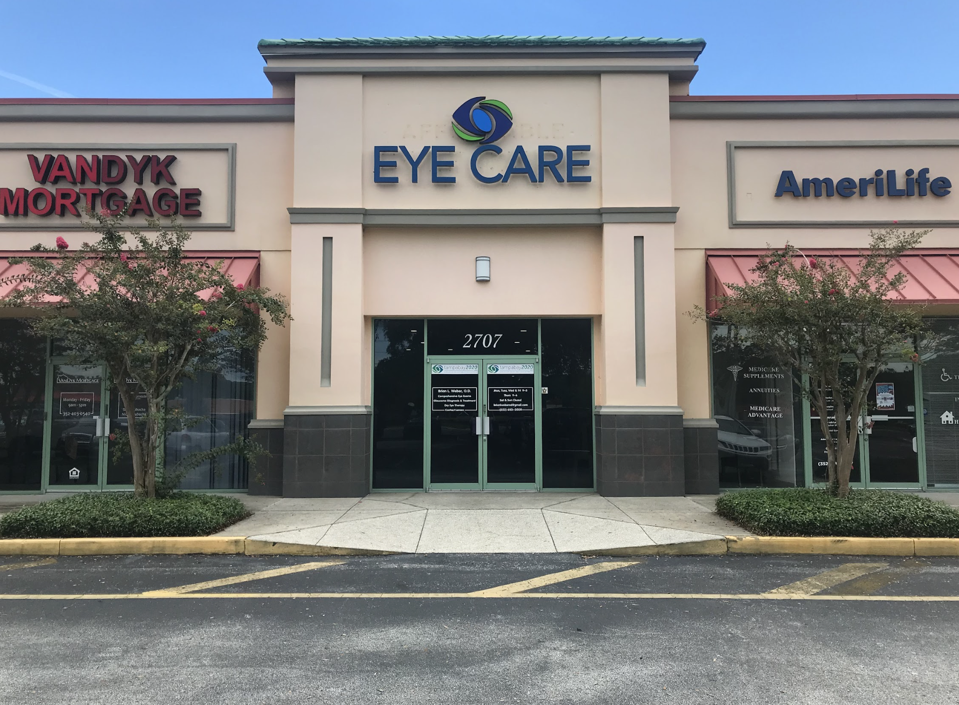 Eye Care Business Signage in Tampa